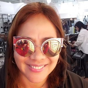 Meet your Posher, Guiselle